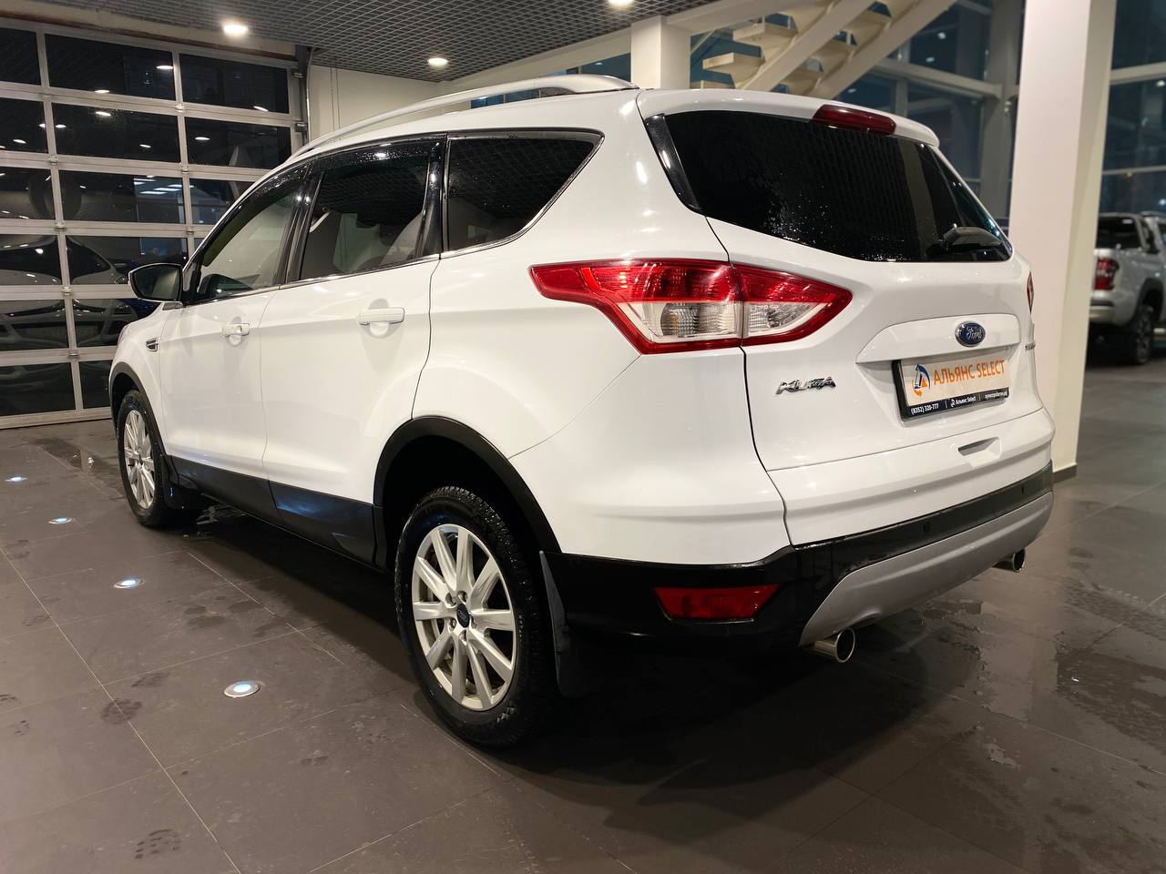 FORD KUGA