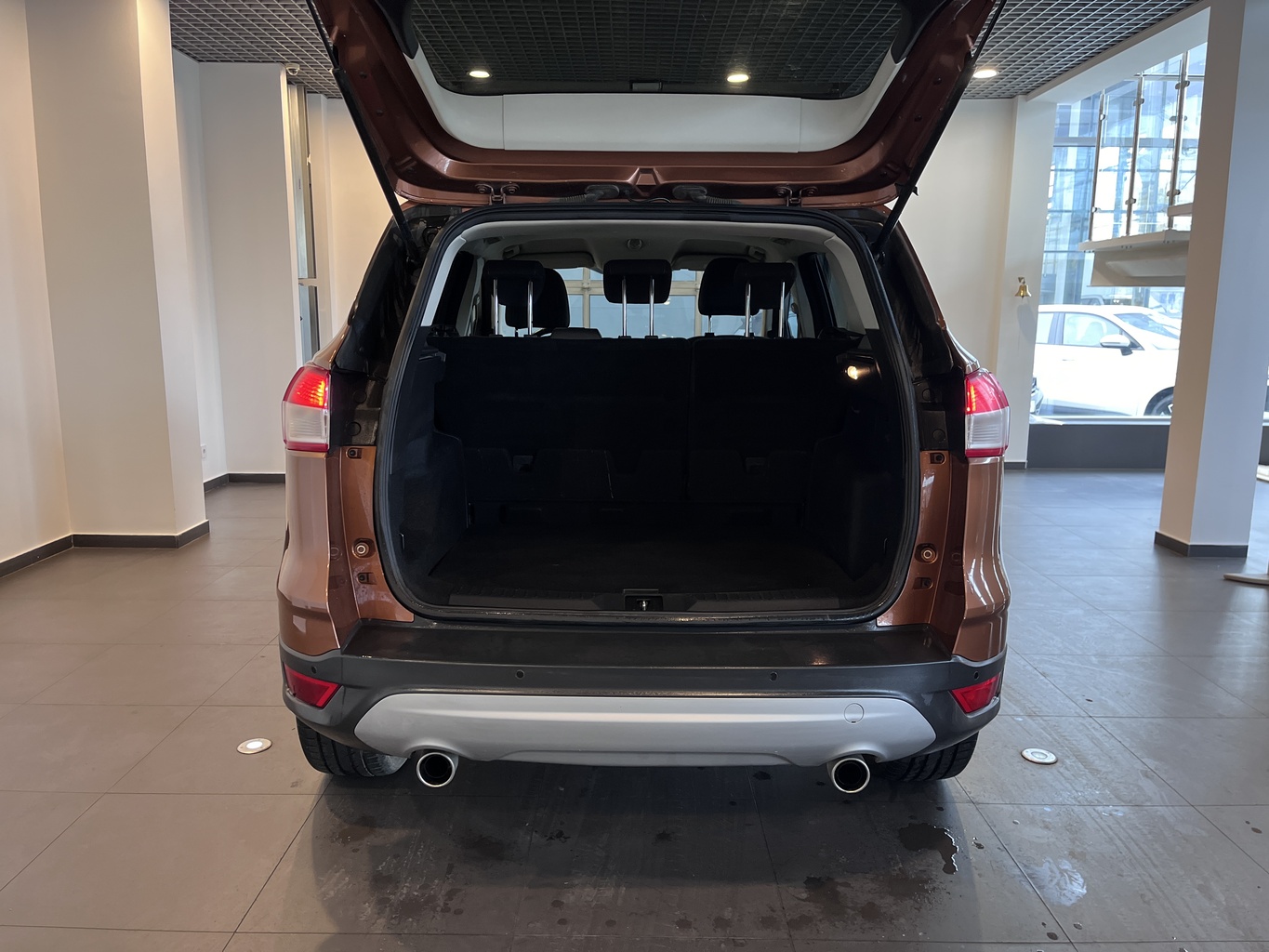 FORD KUGA