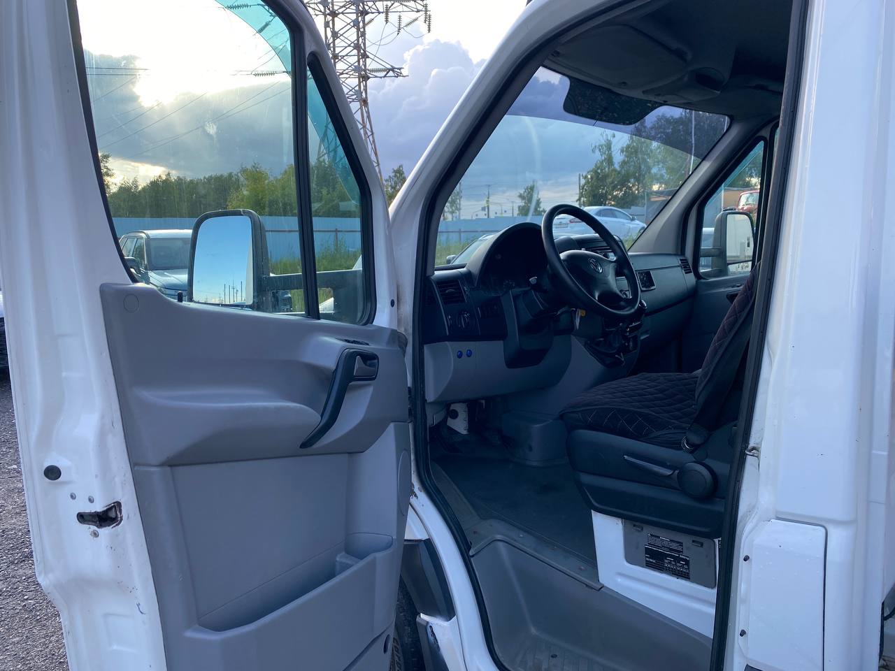 VOLKSWAGEN CRAFTER