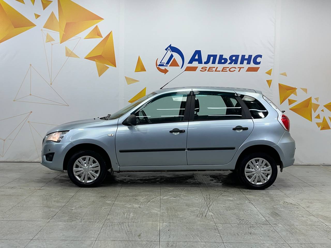 DATSUN MI-DO