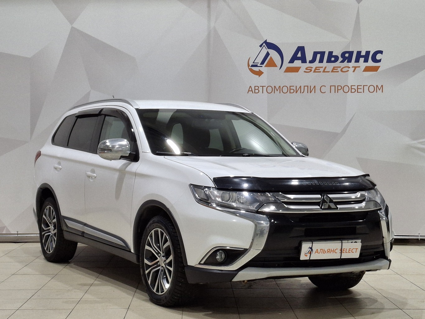 MITSUBISHI OUTLANDER