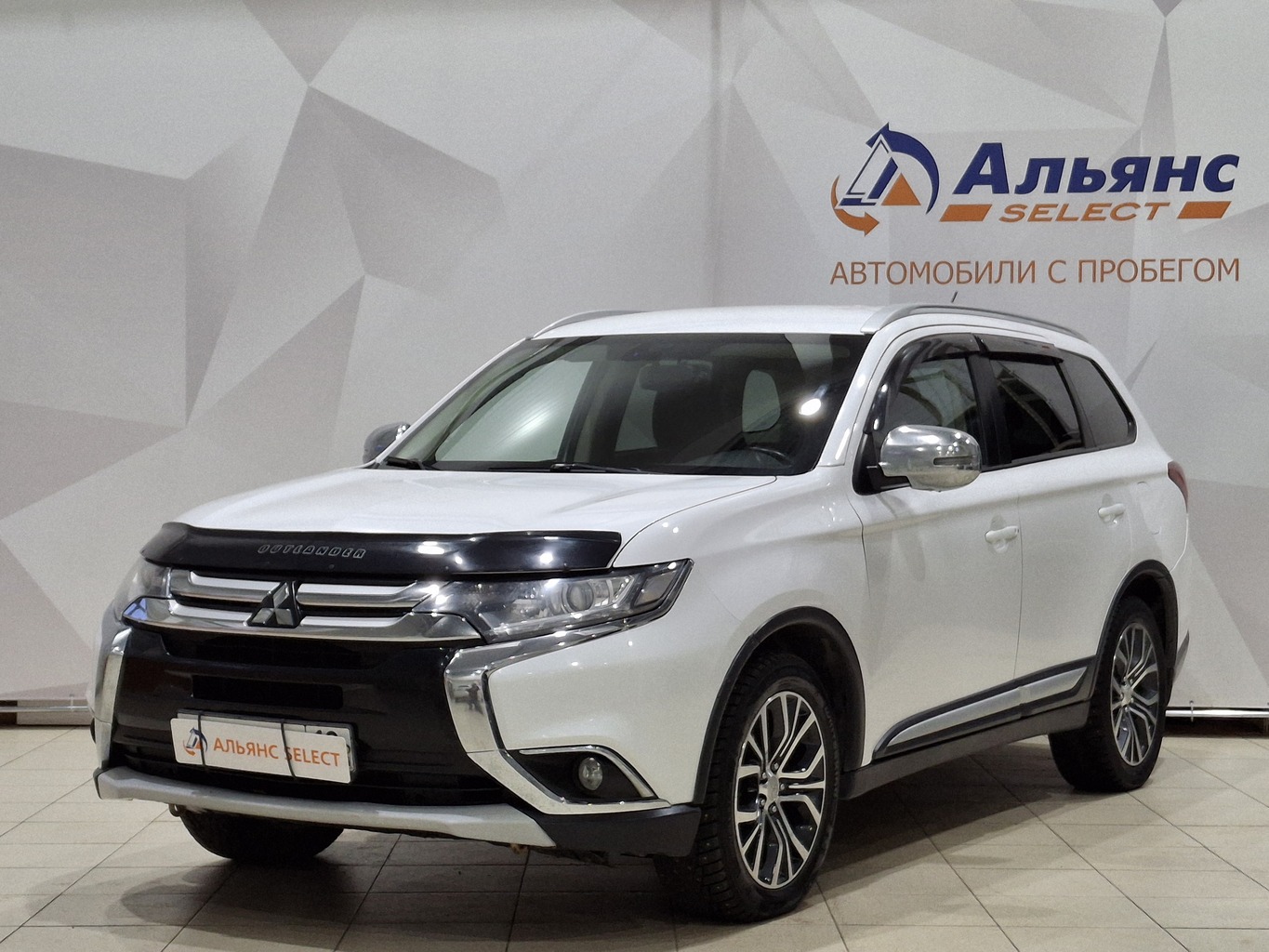 MITSUBISHI OUTLANDER