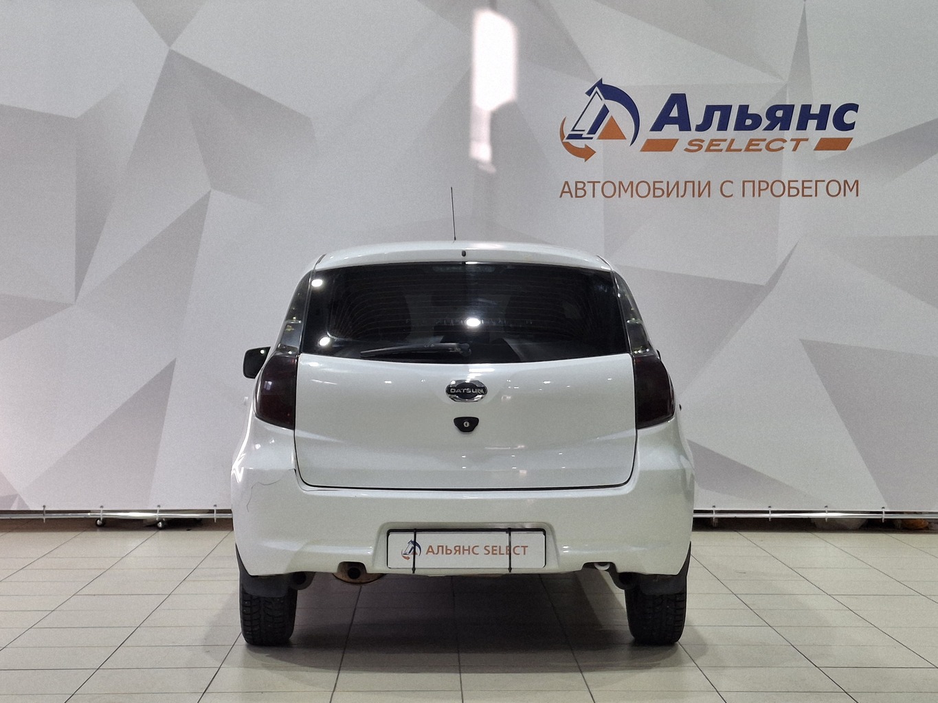 DATSUN MI-DO