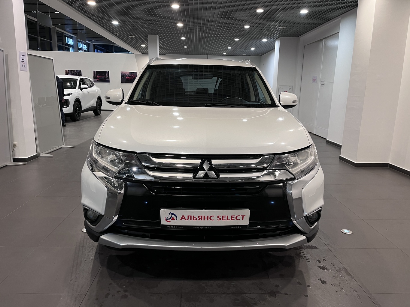 MITSUBISHI OUTLANDER