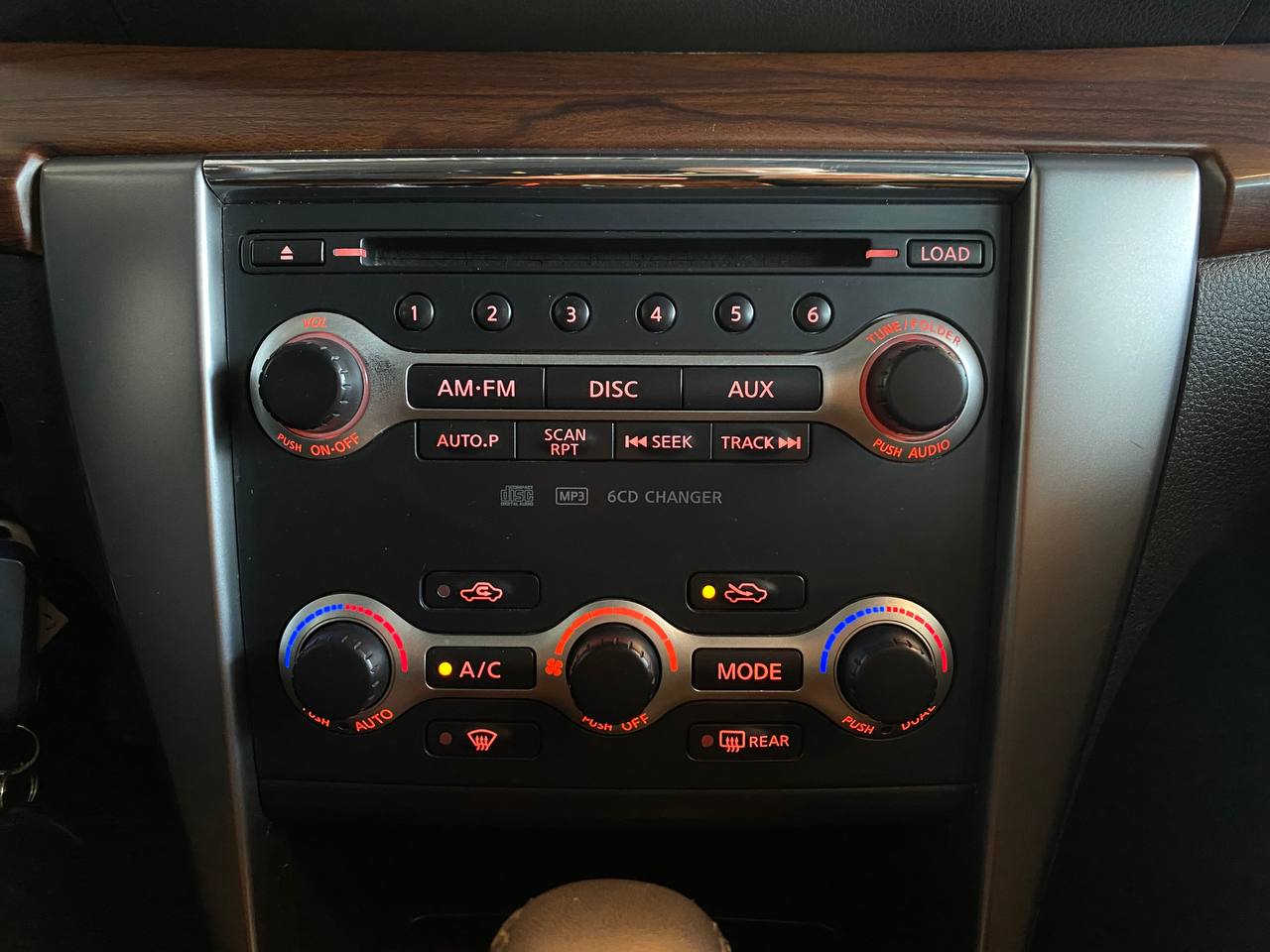 NISSAN TEANA