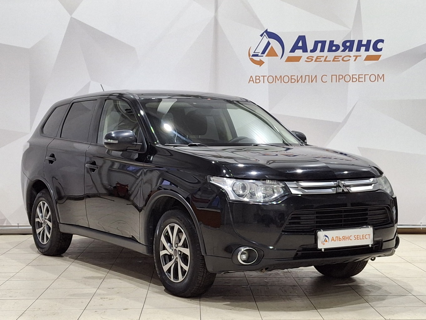 MITSUBISHI OUTLANDER