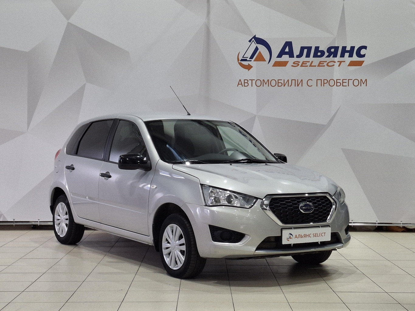 DATSUN MI-DO