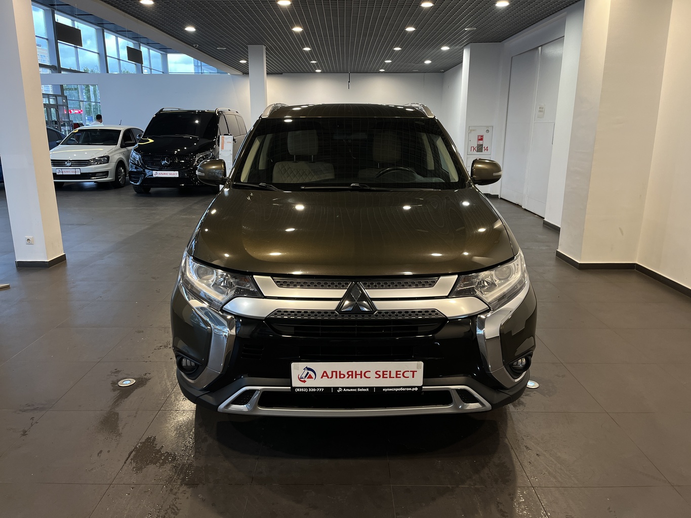 MITSUBISHI OUTLANDER