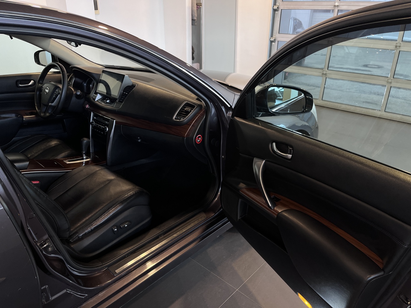 NISSAN TEANA