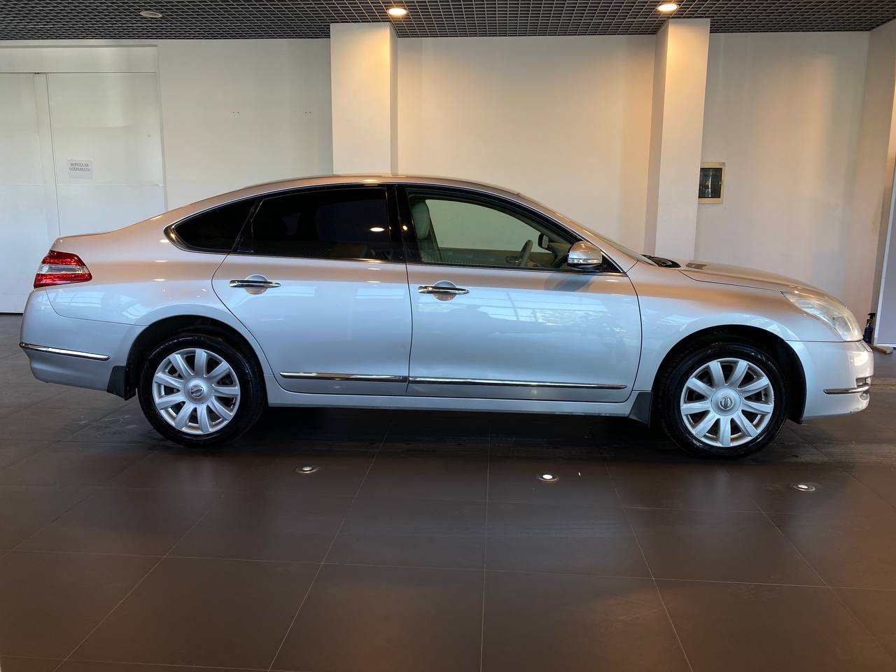 NISSAN TEANA