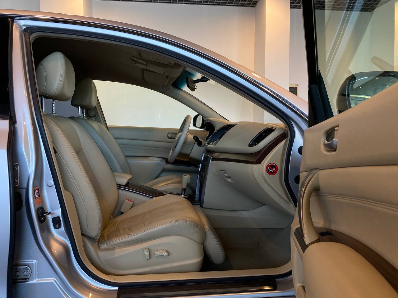 NISSAN TEANA