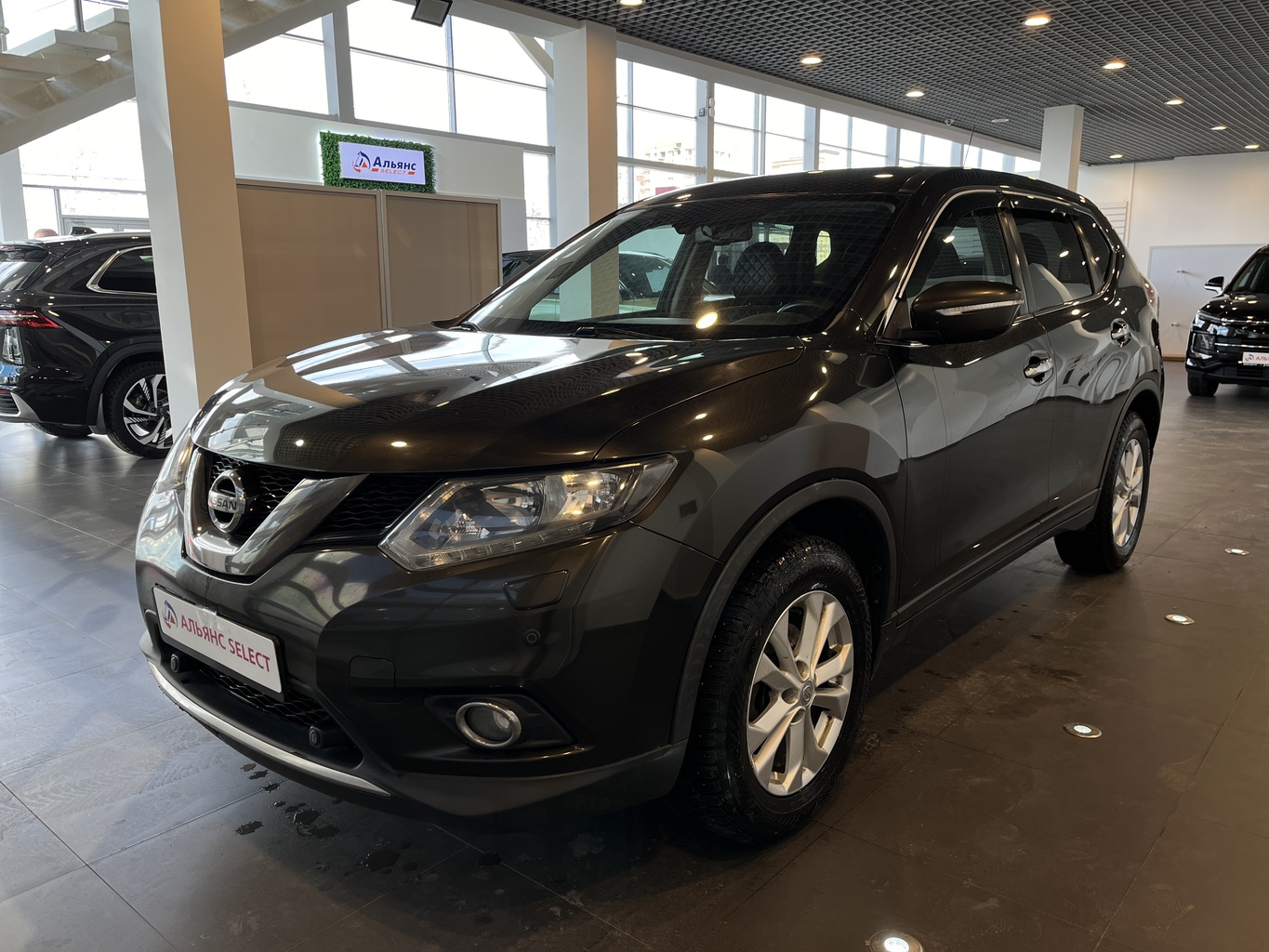 NISSAN X-TRAIL