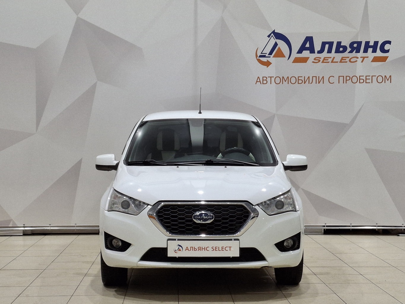 DATSUN MI-DO