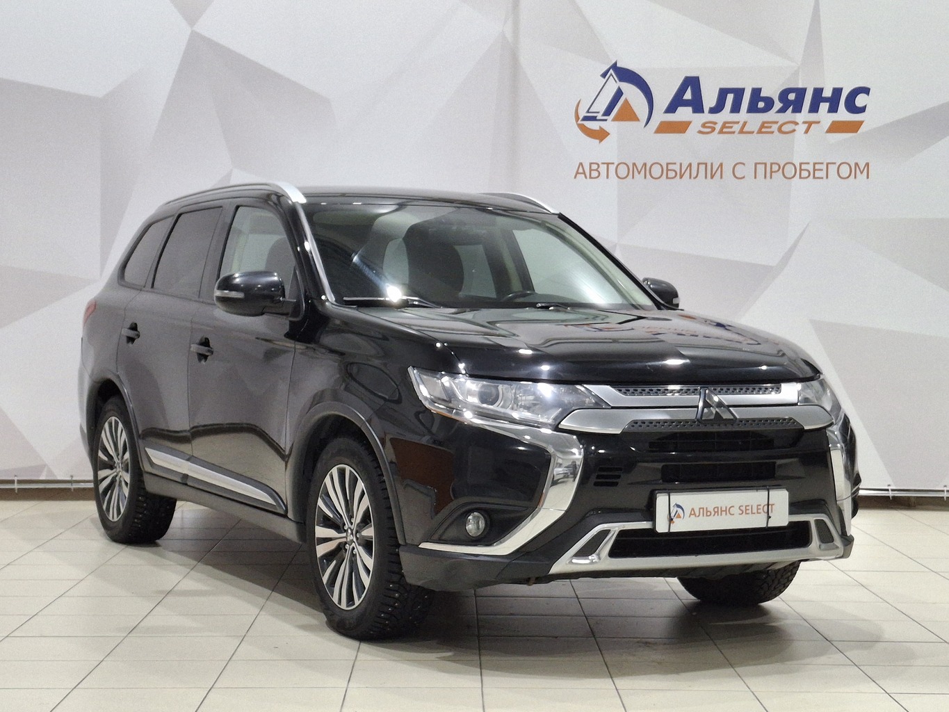 MITSUBISHI OUTLANDER