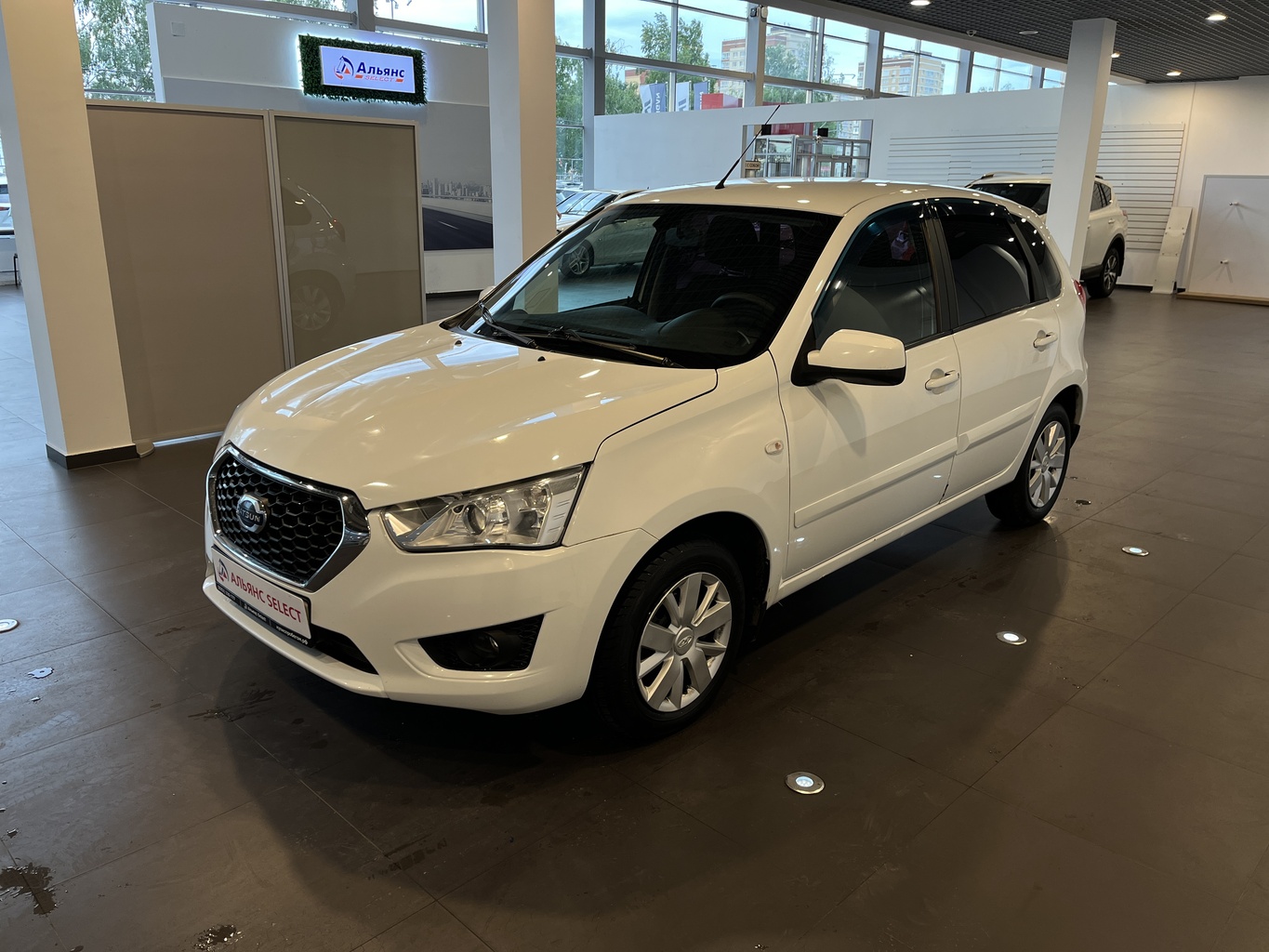 DATSUN MI-DO