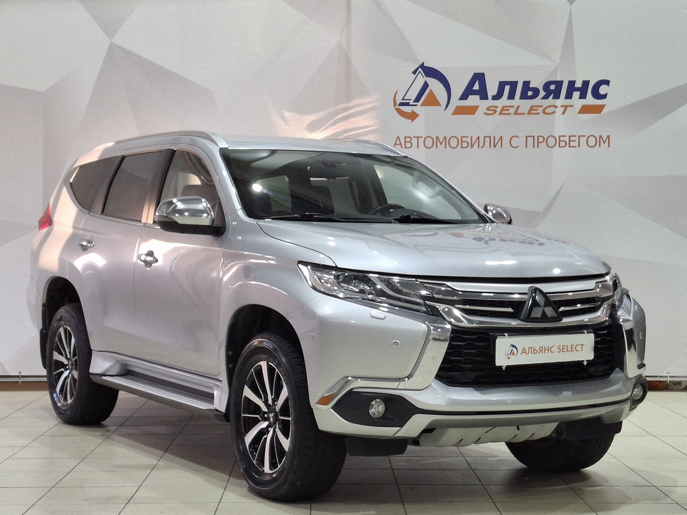 MITSUBISHI PAJERO SPORT