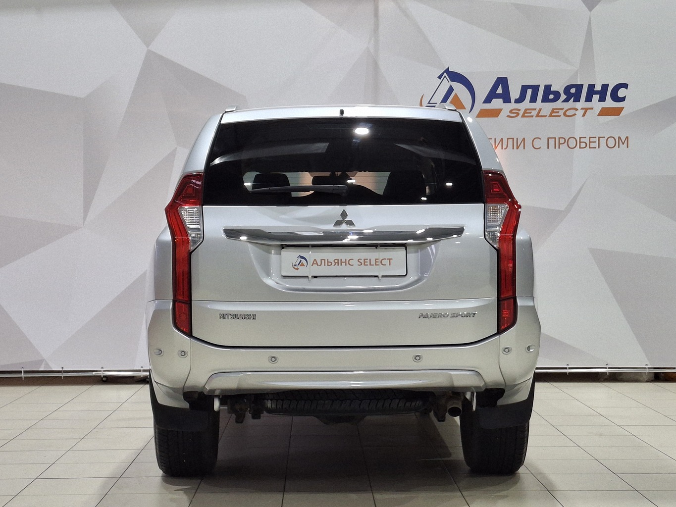 MITSUBISHI PAJERO SPORT