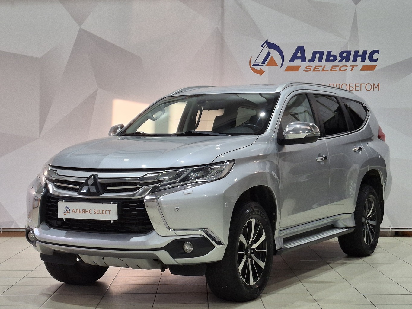 MITSUBISHI PAJERO SPORT