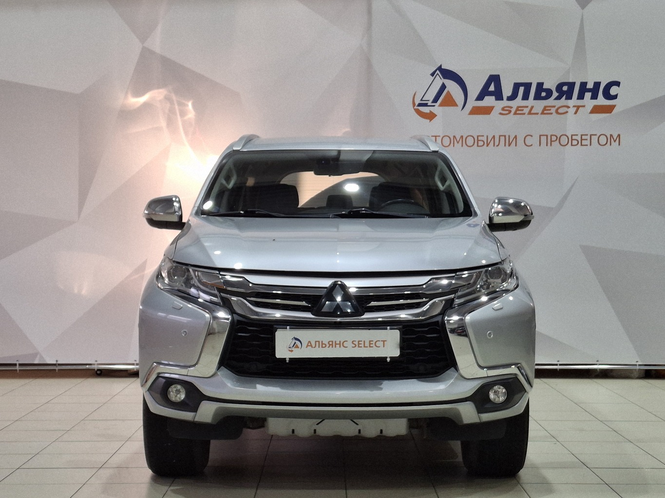 MITSUBISHI PAJERO SPORT