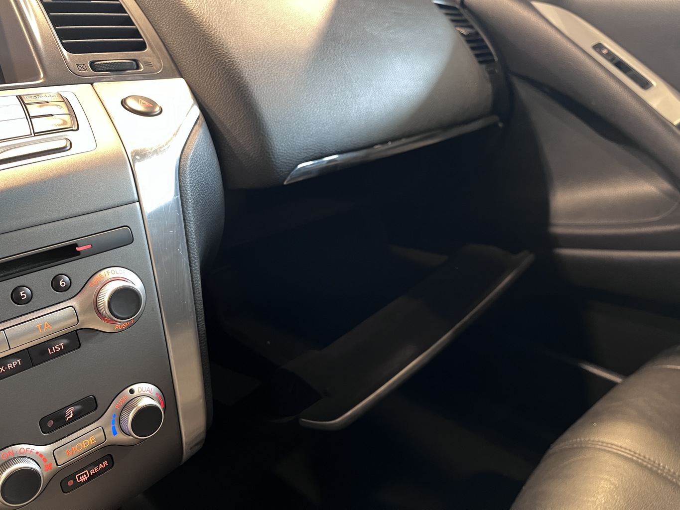 NISSAN MURANO Z52