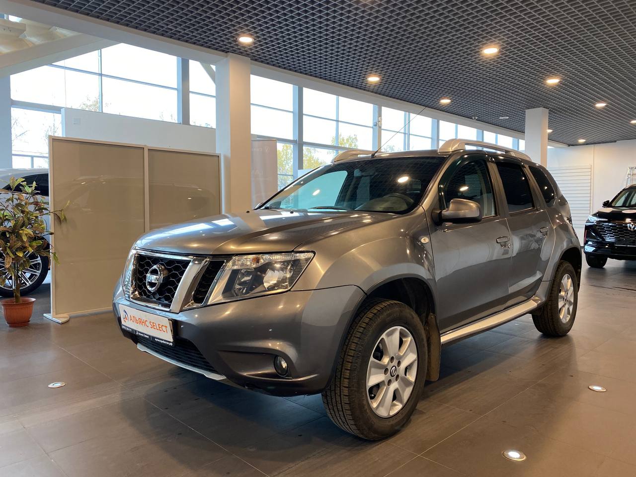 NISSAN TERRANO