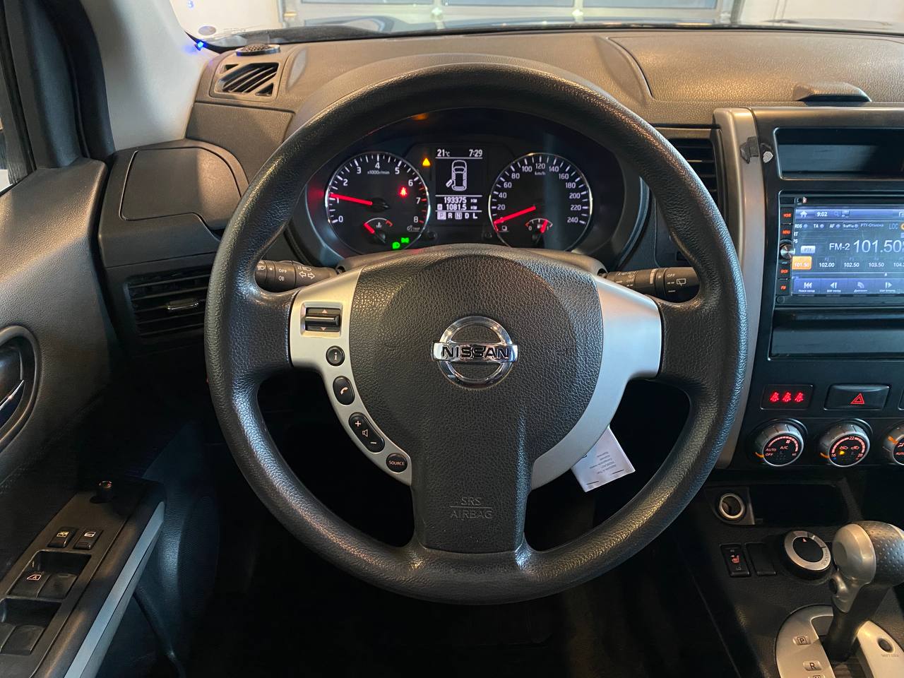NISSAN X-TRAIL
