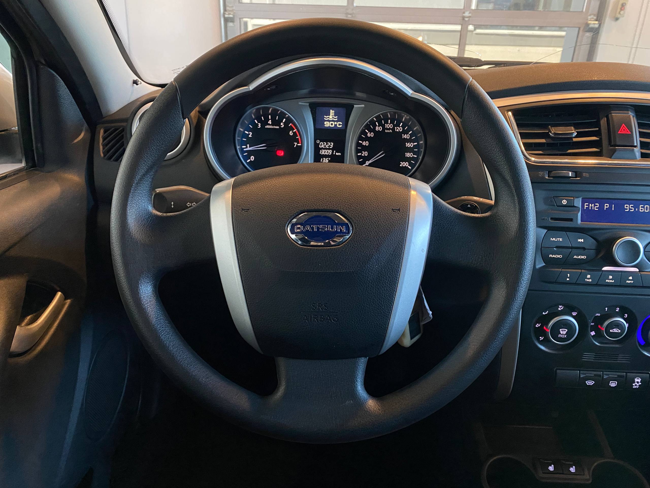 DATSUN MI-DO