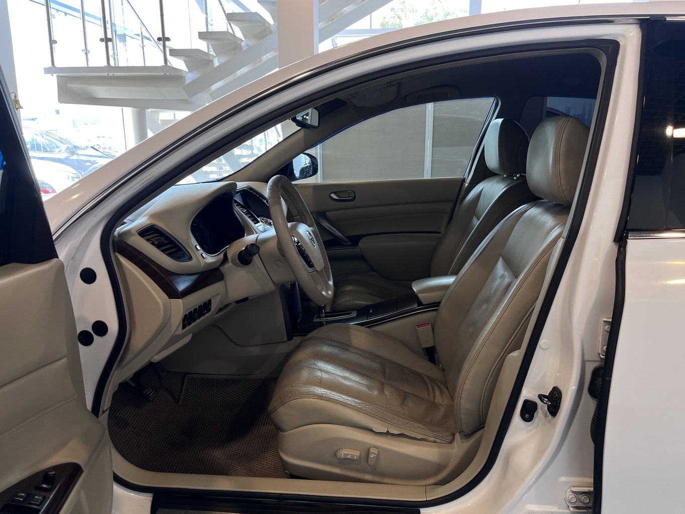 NISSAN TEANA