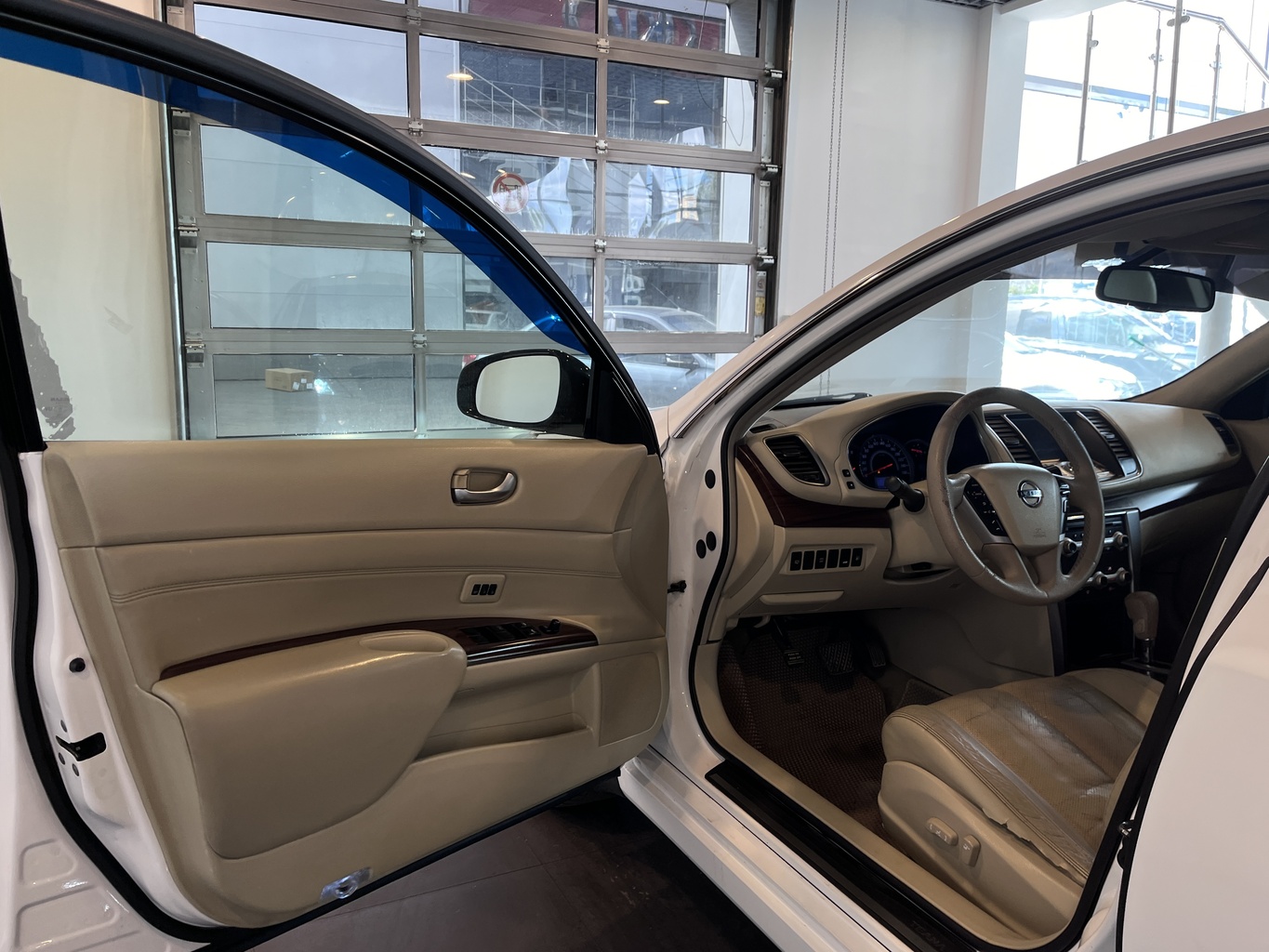 NISSAN TEANA