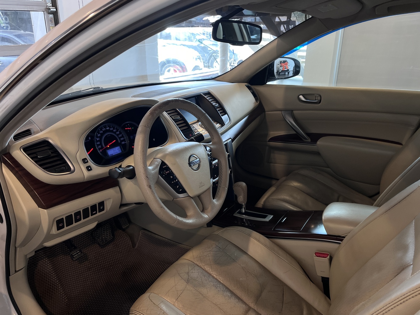 NISSAN TEANA