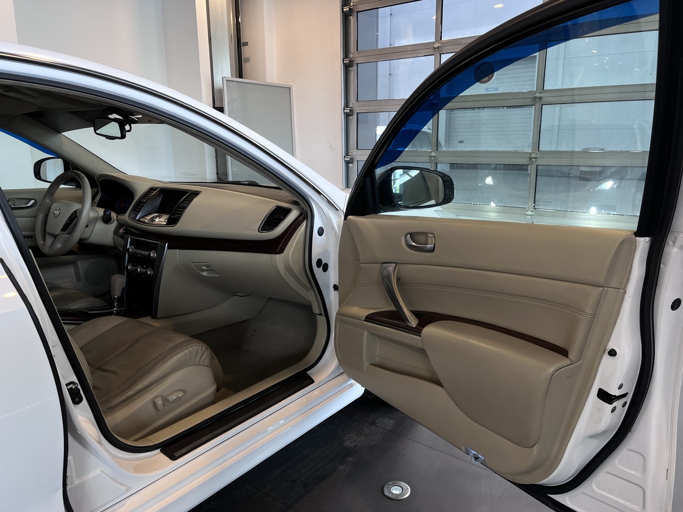 NISSAN TEANA