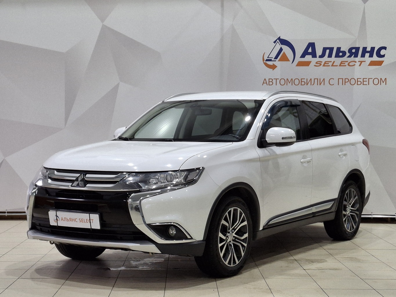 MITSUBISHI OUTLANDER