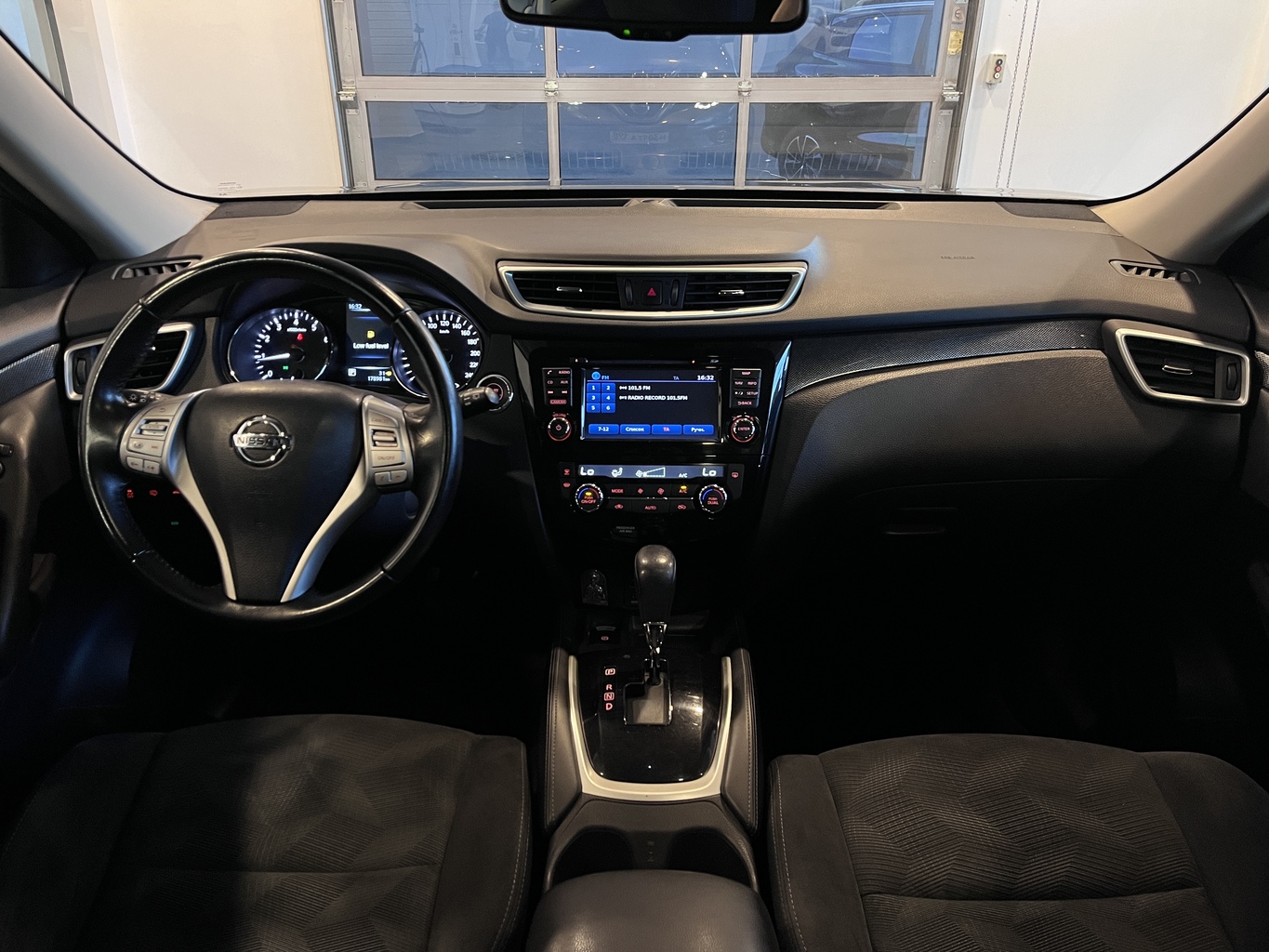 NISSAN X-TRAIL