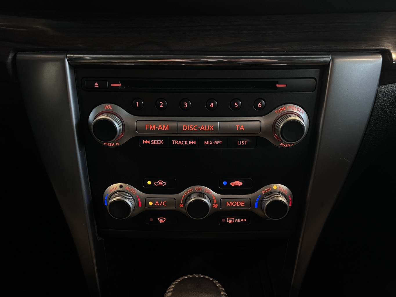 NISSAN TEANA