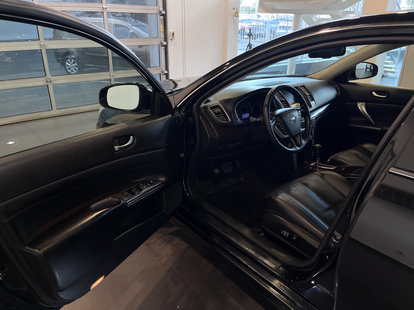 NISSAN TEANA