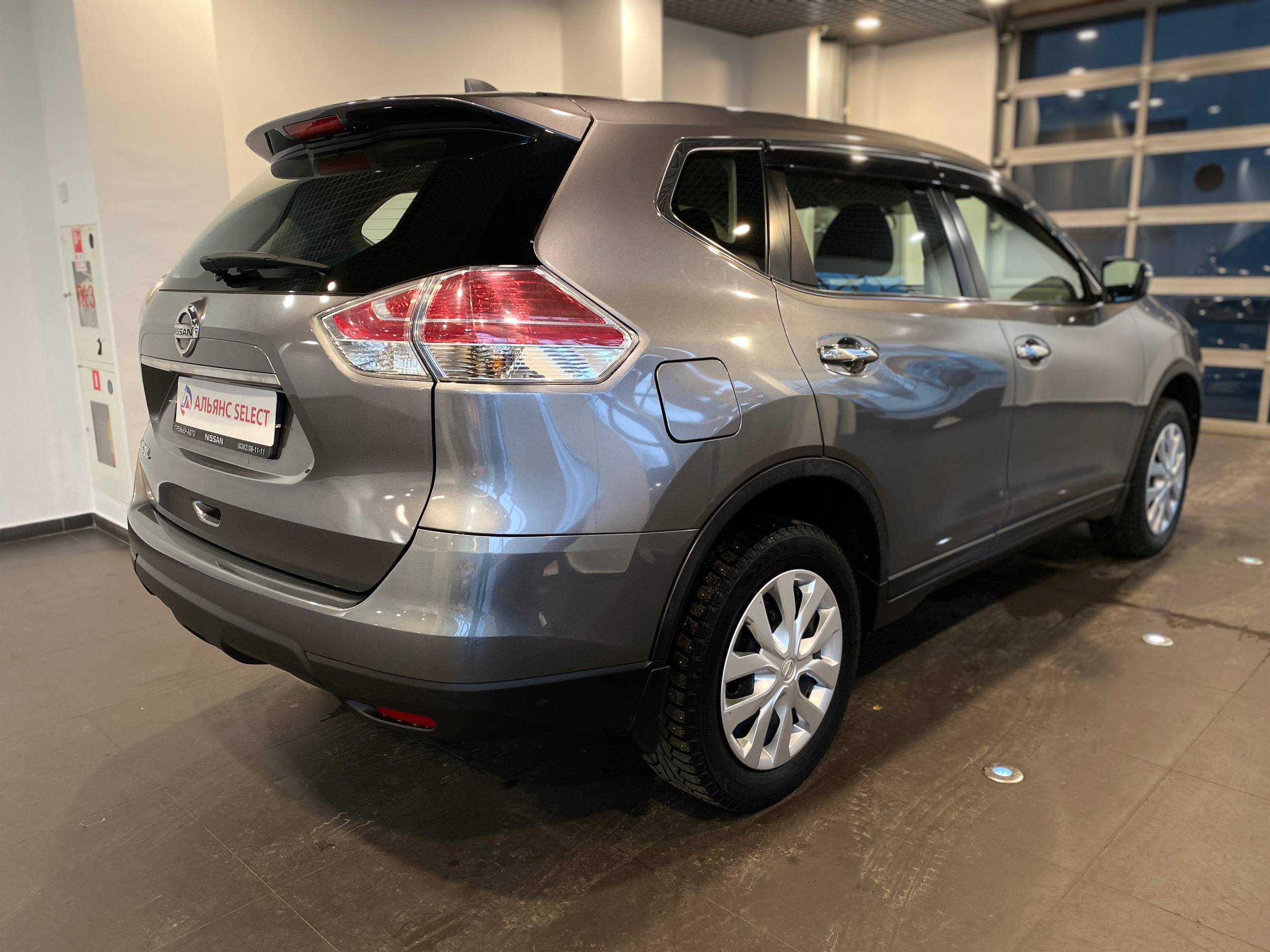 NISSAN X-TRAIL