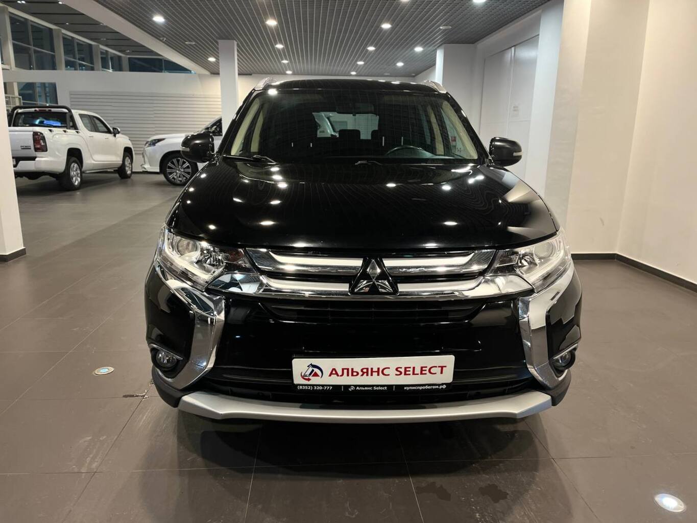 MITSUBISHI OUTLANDER