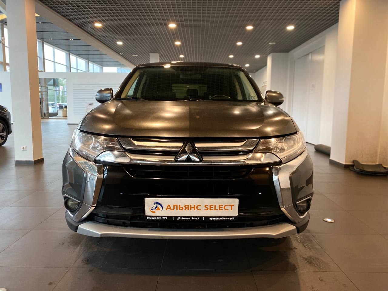 MITSUBISHI OUTLANDER