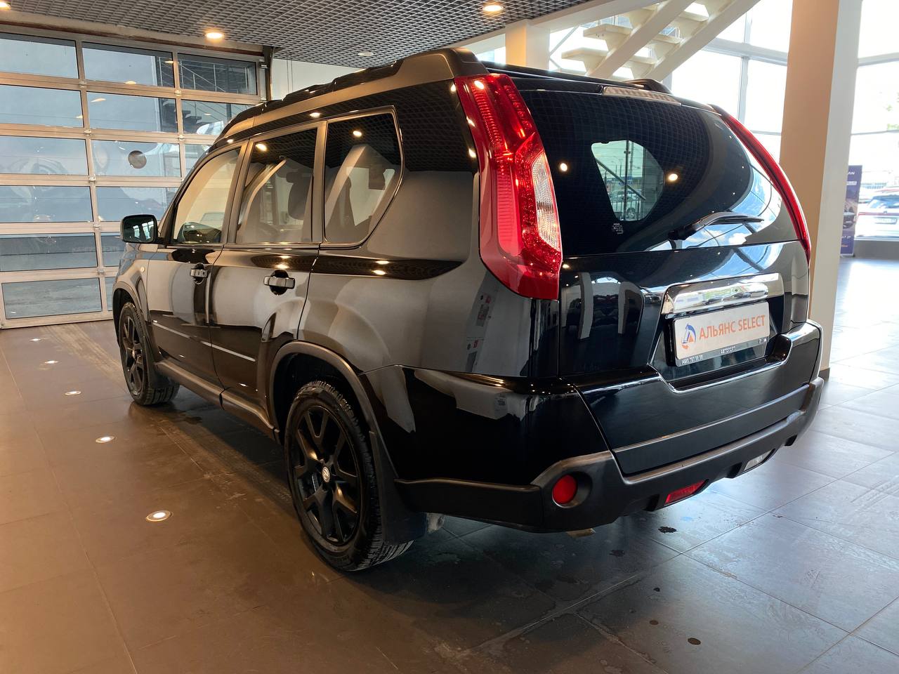 NISSAN X-TRAIL