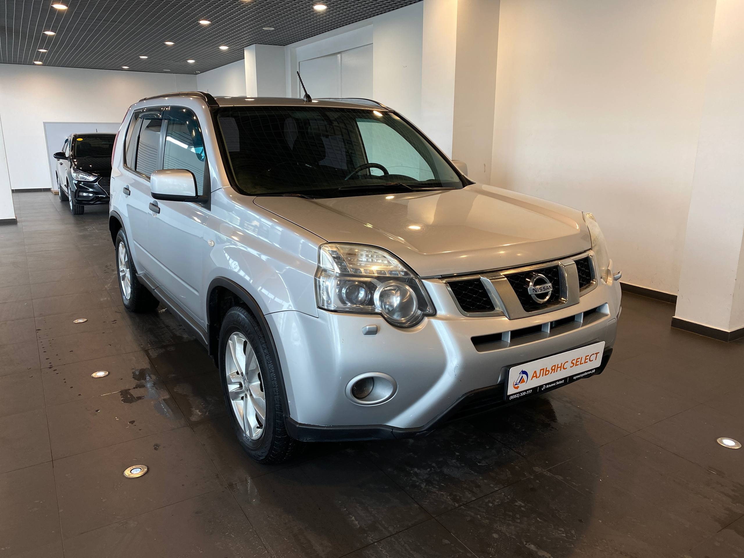 NISSAN X-TRAIL