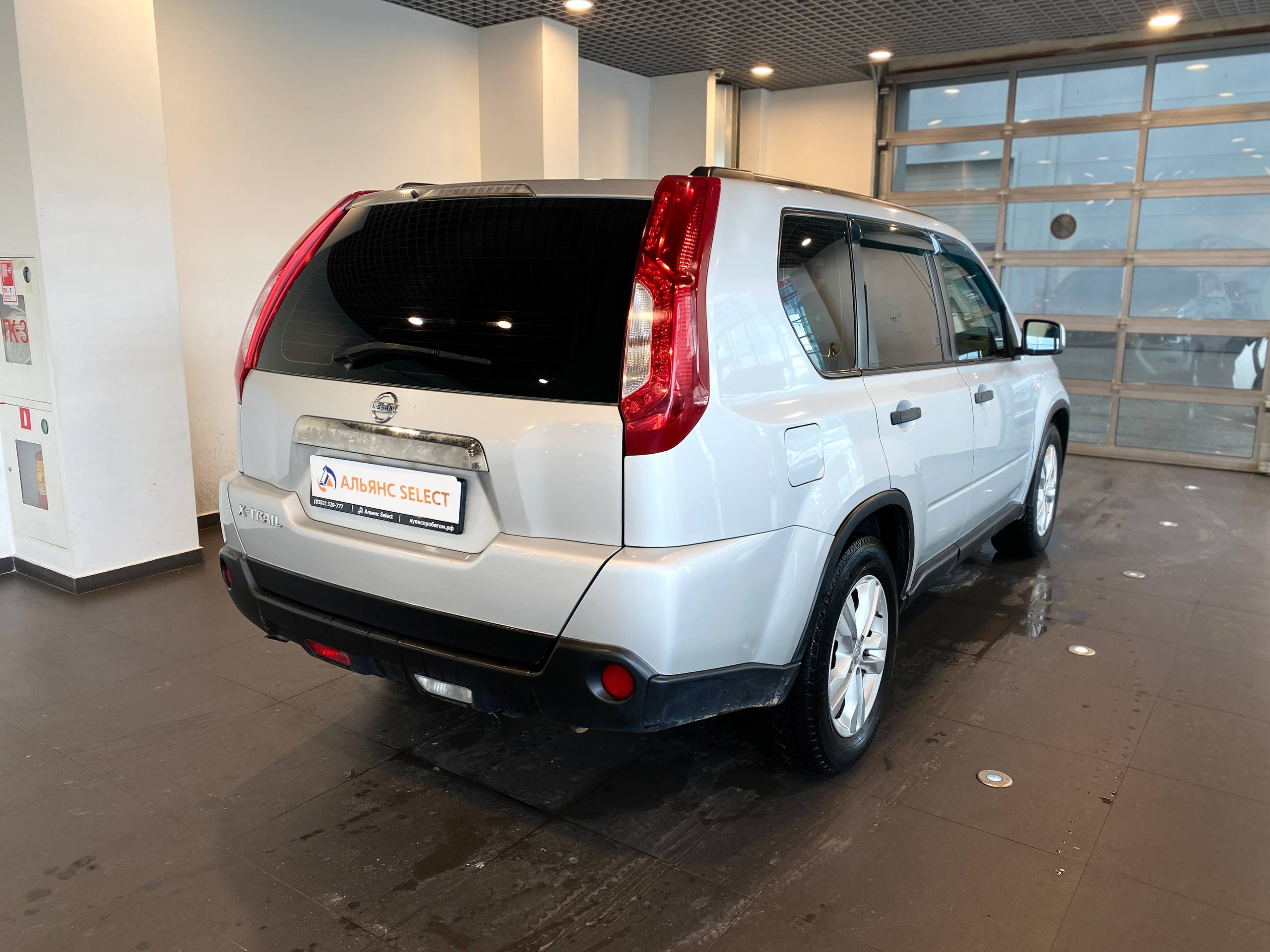 NISSAN X-TRAIL
