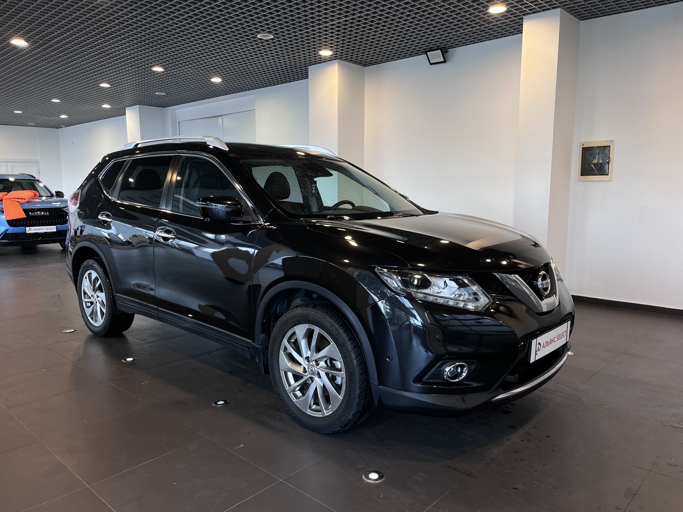 NISSAN X-TRAIL