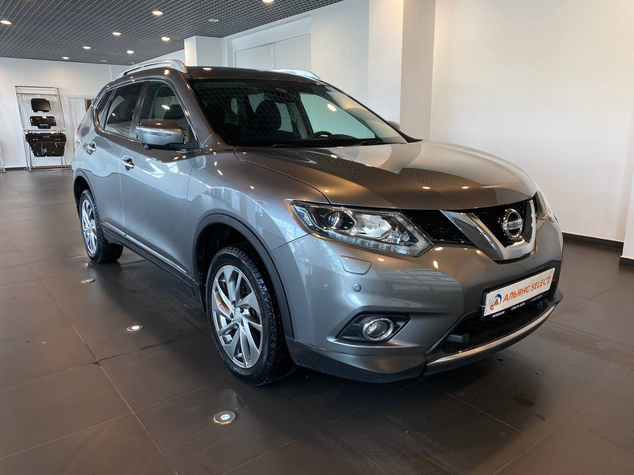 NISSAN X-TRAIL