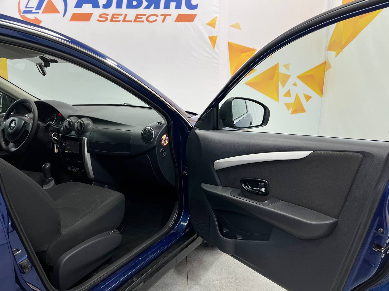 NISSAN ALMERA