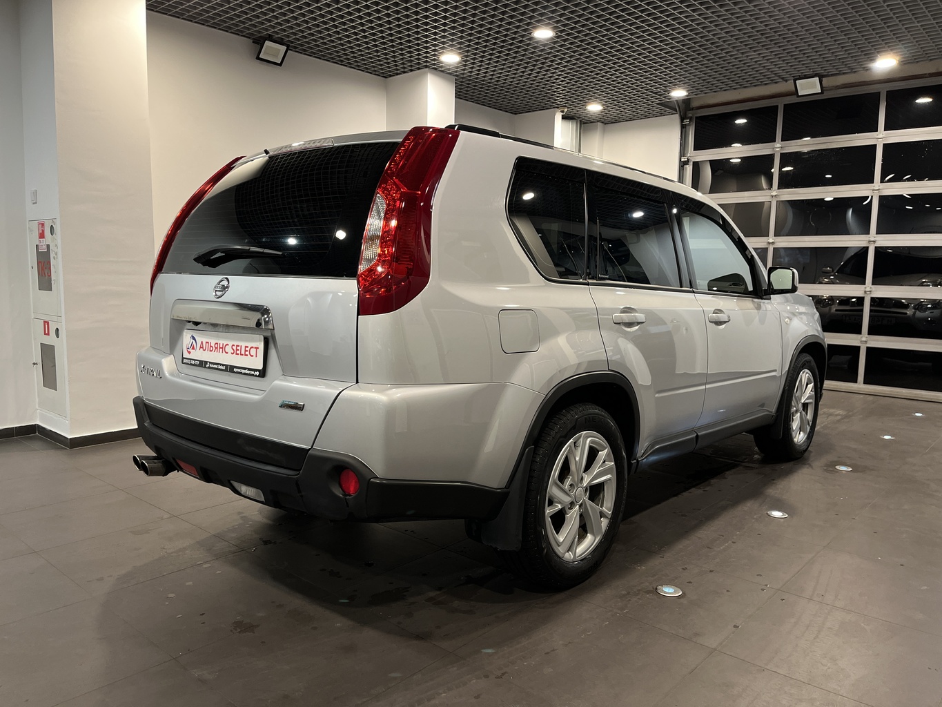 NISSAN X-TRAIL