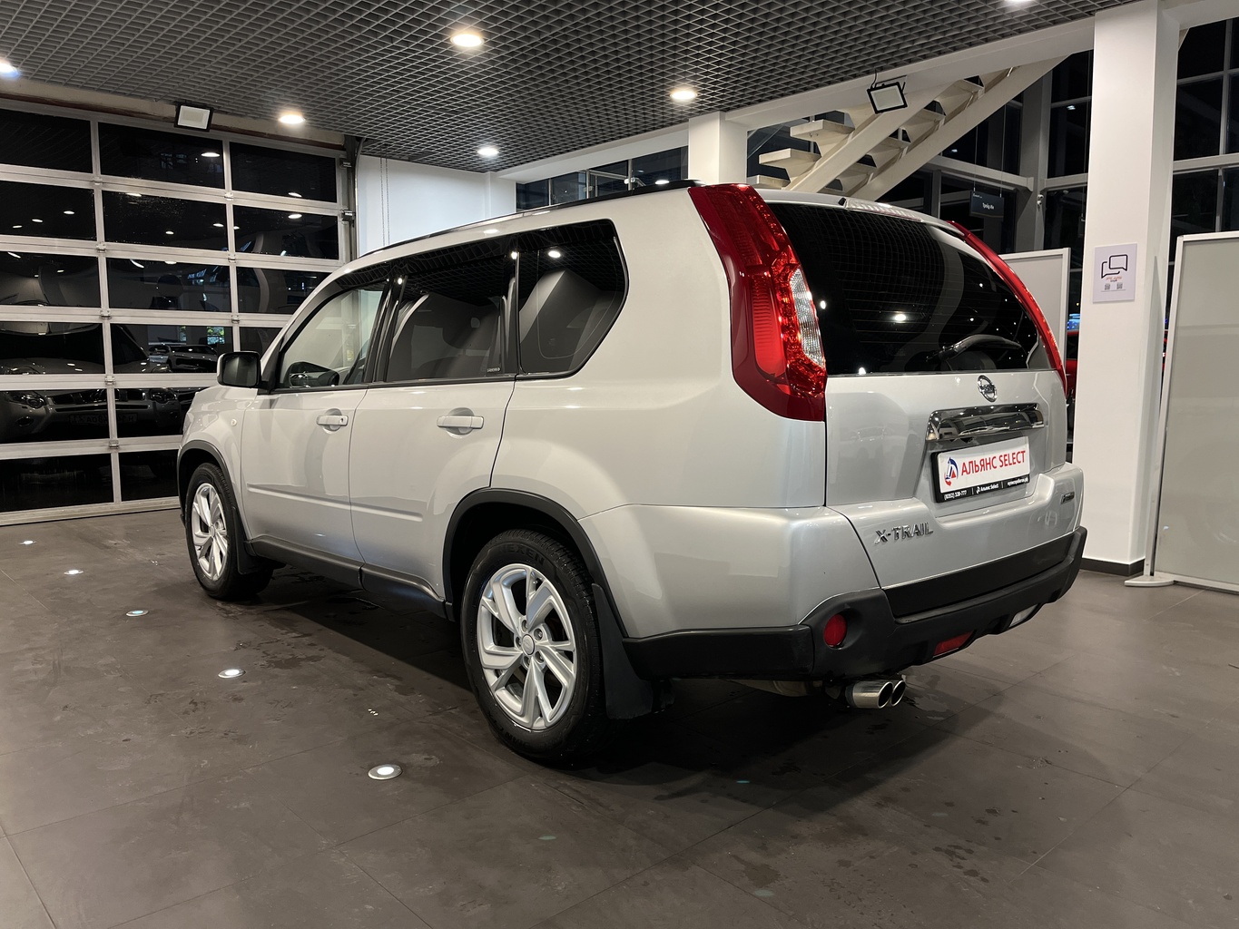 NISSAN X-TRAIL