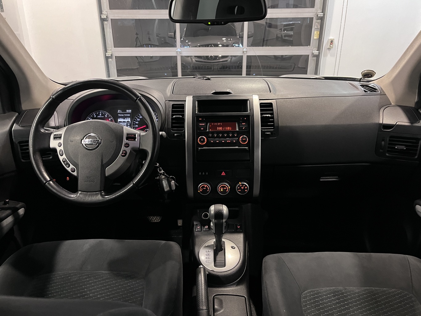 NISSAN X-TRAIL