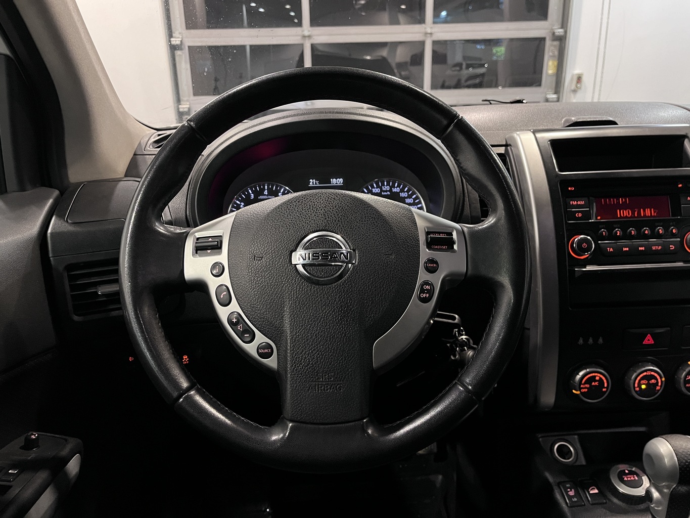 NISSAN X-TRAIL