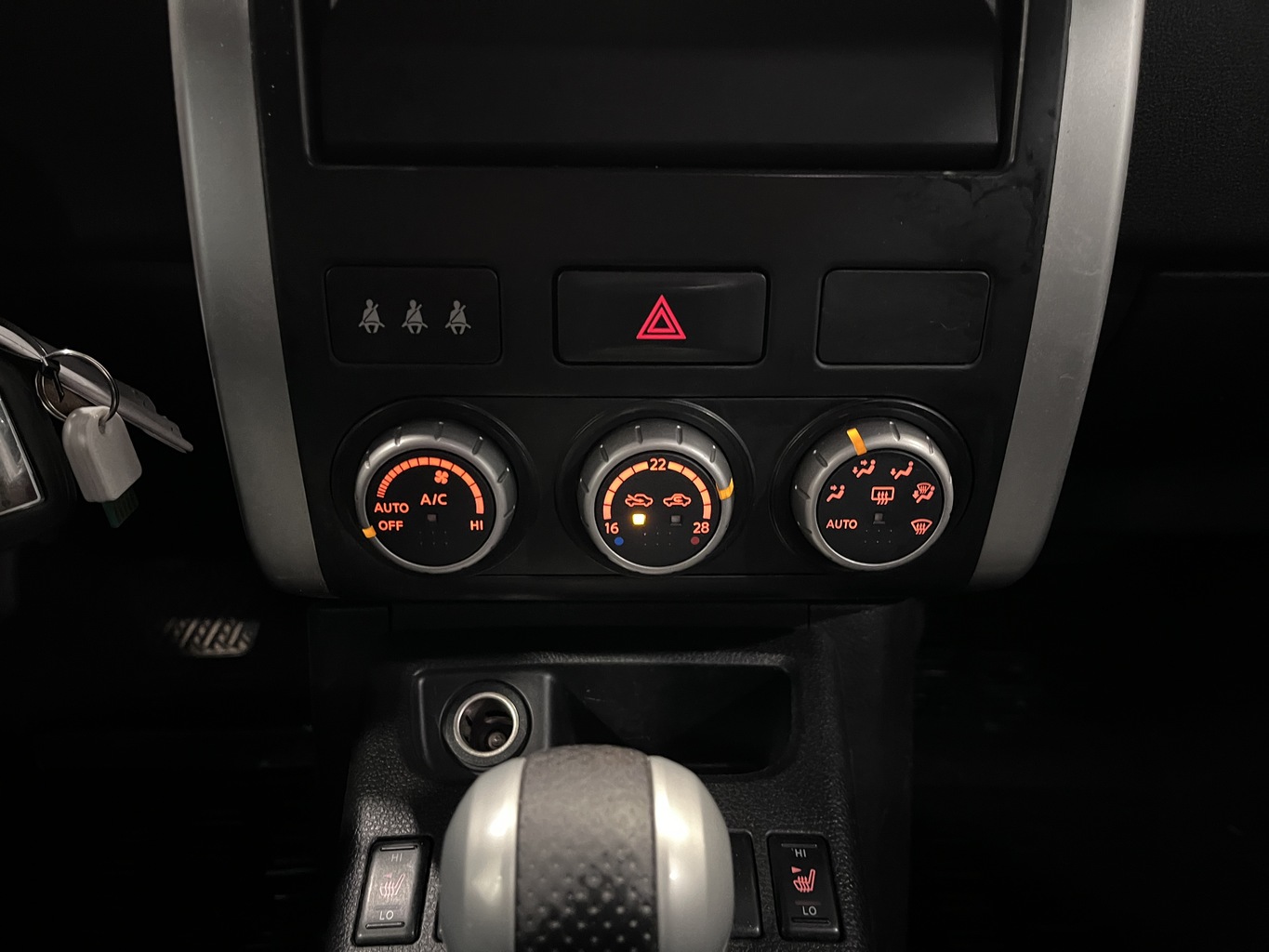 NISSAN X-TRAIL
