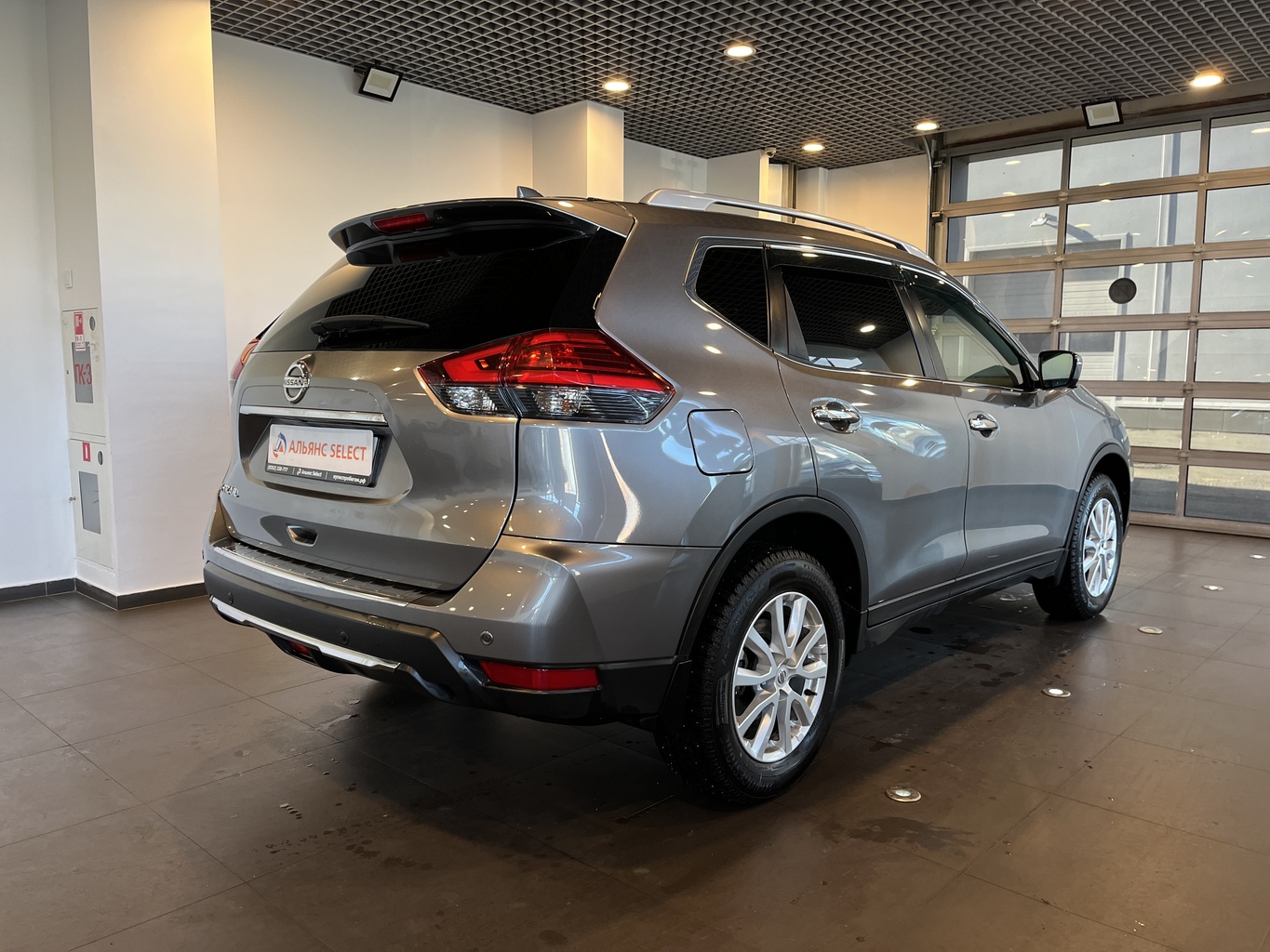 NISSAN X-TRAIL